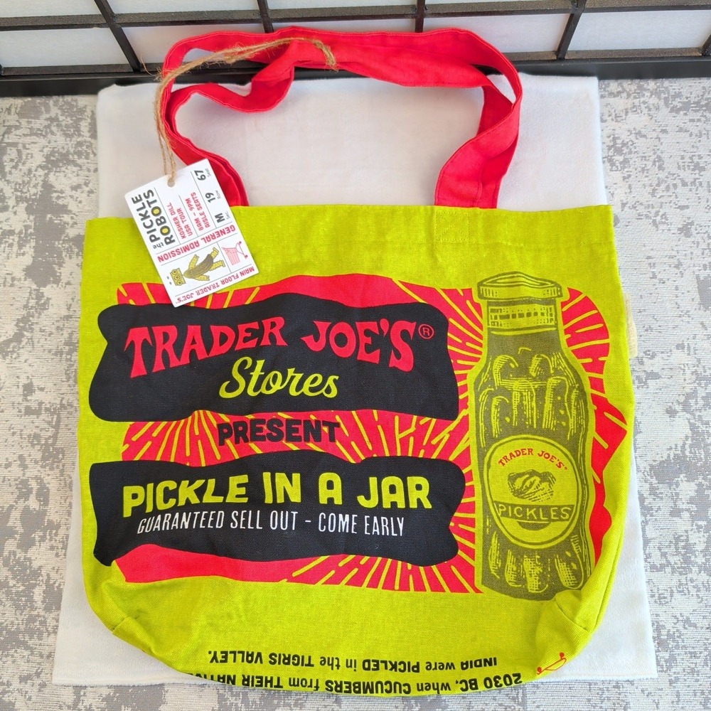 Trader Joe's Pickle In A Jar Heavy Duty Cotton Graphic Tote Bag Green NWT